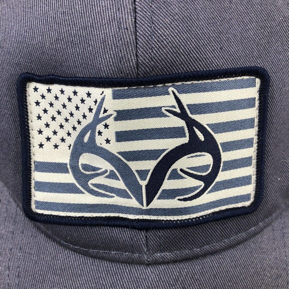 Realtree Snapback Hat Cap Mesh Back One Size Fits Most OSFM Outdoor Adjustable - Picture 4 of 10